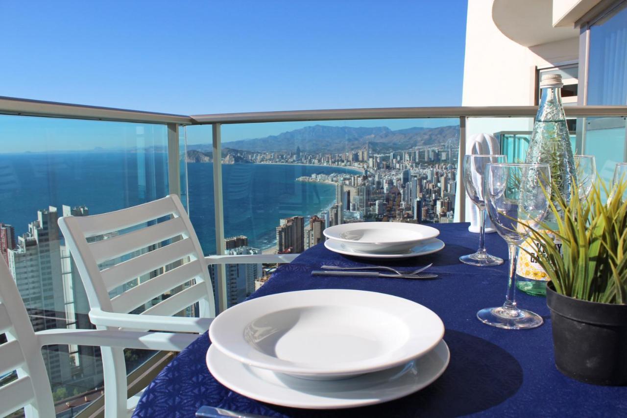 High Rise Apartment On The 39Th Floor With Private Terrace And Sea Views Бенідорм Екстер'єр фото