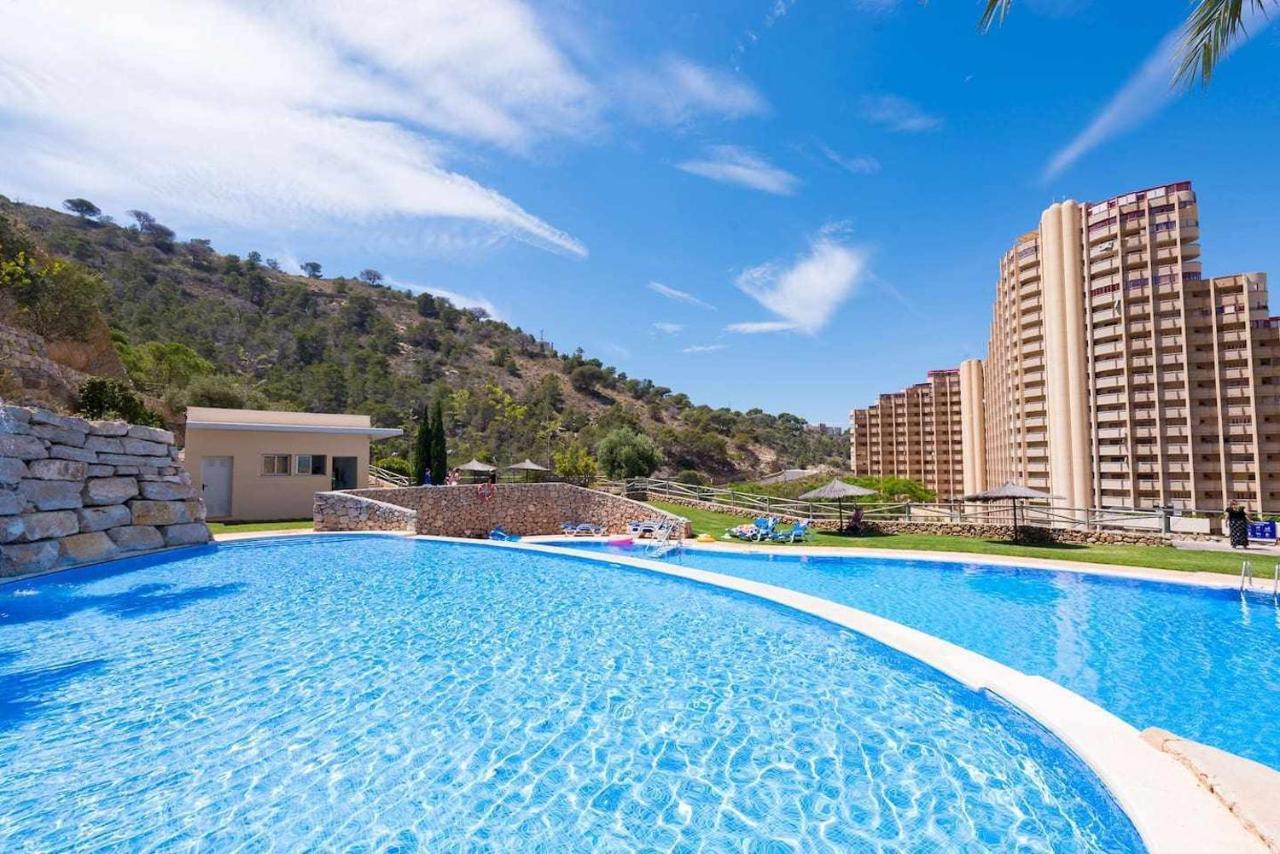 High Rise Apartment On The 39Th Floor With Private Terrace And Sea Views Бенідорм Екстер'єр фото